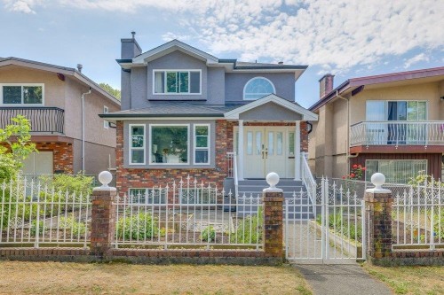 2038 26Th Avenue E, Vancouver, BC - Outdoor With Facade