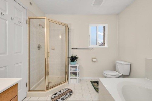 2038 26Th Avenue E, Vancouver, BC - Indoor Photo Showing Bathroom
