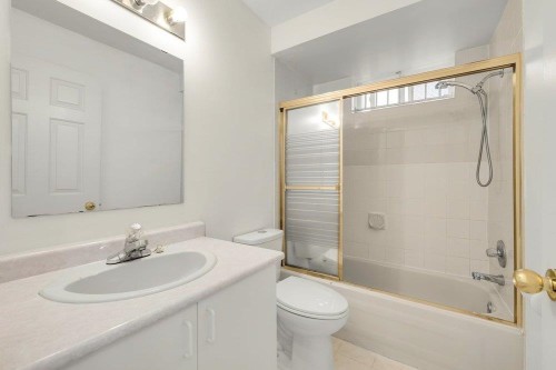2038 26Th Avenue E, Vancouver, BC - Indoor Photo Showing Bathroom