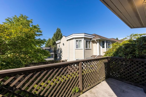 7-249 4Th Street E, North Vancouver, BC - Outdoor With Exterior