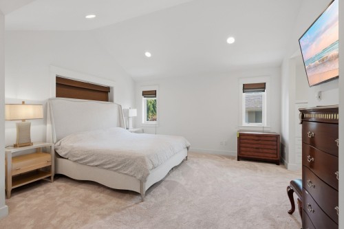 5116 1A Avenue, Delta, BC - Indoor Photo Showing Bedroom