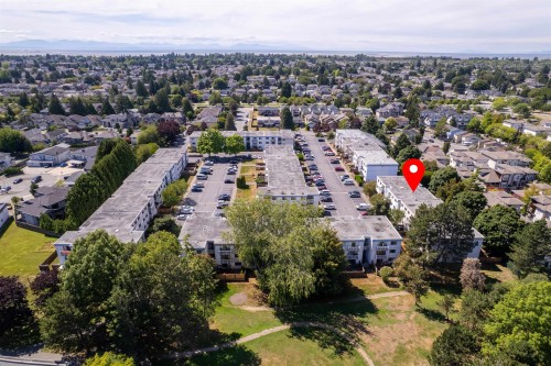 304-7200 Lindsay Road, Richmond, BC - Outdoor With View