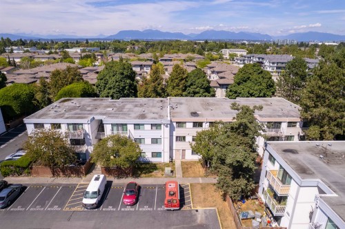 304-7200 Lindsay Road, Richmond, BC - Outdoor With View