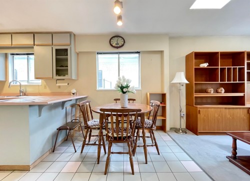 937 18Th Avenue W, Vancouver, BC - Indoor Photo Showing Dining Room