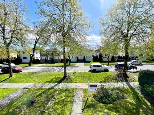 937 18Th Avenue W, Vancouver, BC - Outdoor