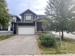 11222 243b Street Maple Ridge, BC V2W 1H5