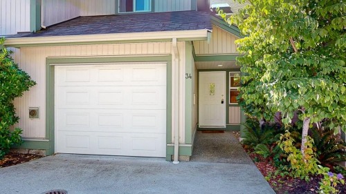 34-735 Park Road, Gibsons, BC - Outdoor With Exterior