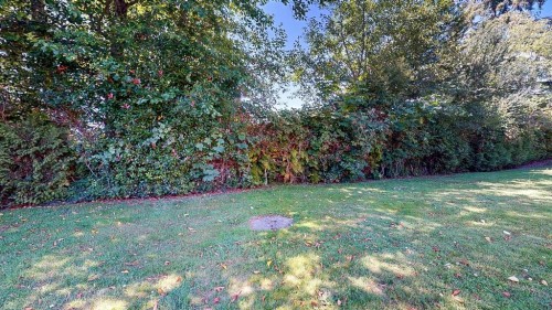 34-735 Park Road, Gibsons, BC - Outdoor