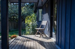 1302 Adams Road Bowen Island, BC V0N 1G2