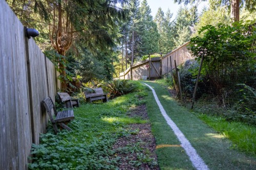 1302 Adams Road, Bowen Island, BC - Outdoor