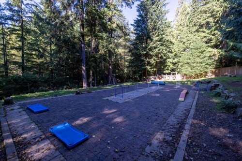 1302 Adams Road, Bowen Island, BC - Outdoor