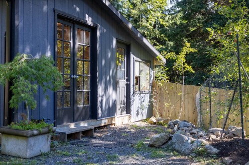 1302 Adams Road, Bowen Island, BC - Outdoor