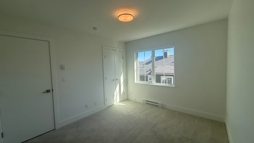 146-1310 Mitchell Street, Coquitlam, BC - Indoor Photo Showing Other Room