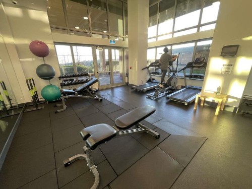 1307-518 Whiting Way, Coquitlam, BC - Indoor Photo Showing Gym Room