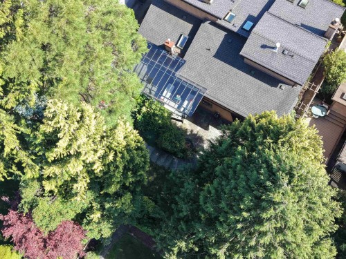 2940 Dresden Way, North Vancouver, BC - Outdoor
