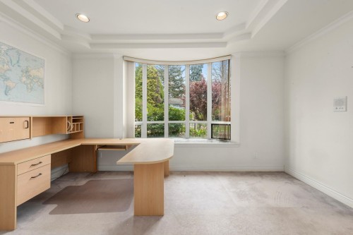 7471 Ledway Road, Richmond, BC - Indoor Photo Showing Office