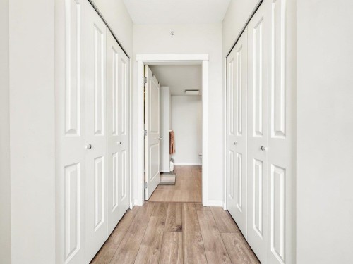 711-3281 Kent Avenue North E, Vancouver, BC - Indoor Photo Showing Other Room