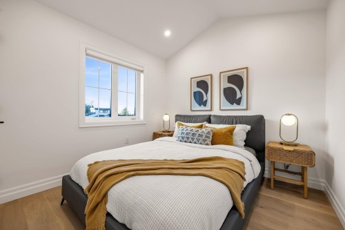 2153 20Th Avenue E, Vancouver, BC - Indoor Photo Showing Bedroom