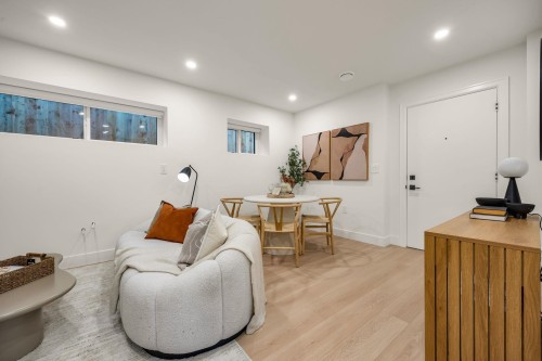 2153 20Th Avenue E, Vancouver, BC - Indoor