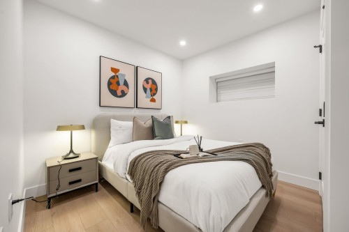2153 20Th Avenue E, Vancouver, BC - Indoor Photo Showing Bedroom