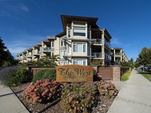 105-5160 Davis Bay Road  Sechelt, BC V7Z 0H3