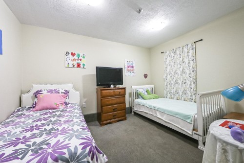 10340 Bamberton Drive, Richmond, BC - Indoor Photo Showing Bedroom