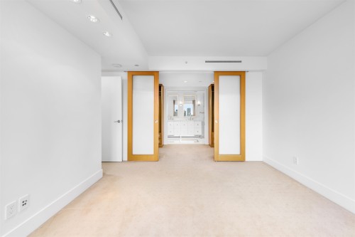 2301-667 Howe Street, Vancouver, BC - Indoor Photo Showing Other Room