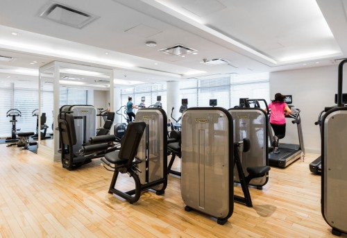 2301-667 Howe Street, Vancouver, BC - Indoor Photo Showing Gym Room