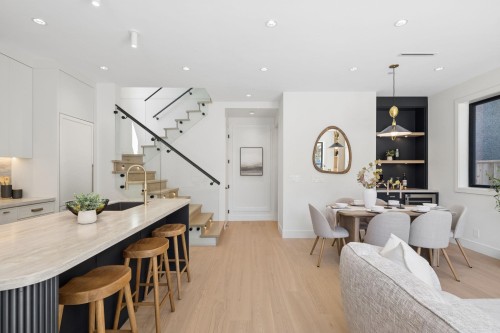 1-2815 Trinity Street, Vancouver, BC - Indoor Photo Showing Dining Room