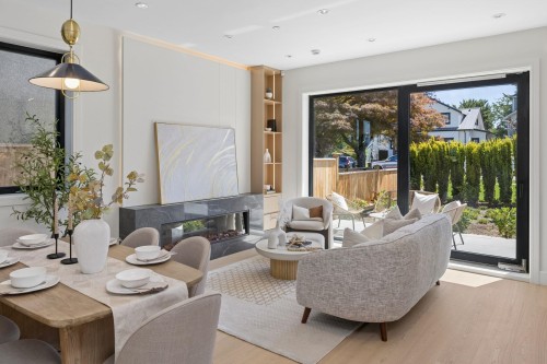 1-2815 Trinity Street, Vancouver, BC - Indoor