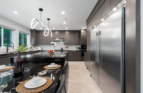 7490 No. 4 Road, Richmond, BC - Indoor