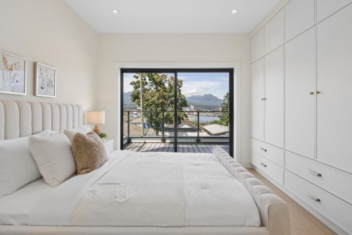 2-2815 Trinity Street, Vancouver, BC - Indoor Photo Showing Bedroom