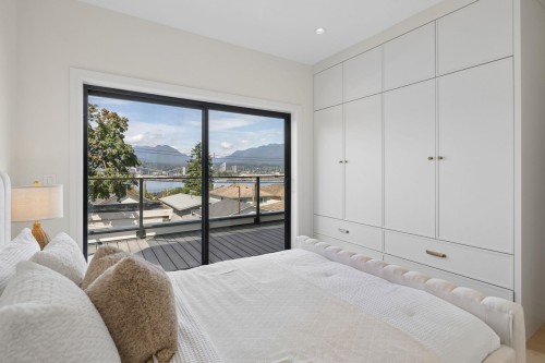 2-2815 Trinity Street, Vancouver, BC - Indoor Photo Showing Bedroom