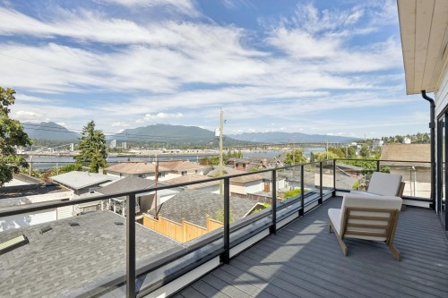 2-2815 Trinity Street, Vancouver, BC - Outdoor With View
