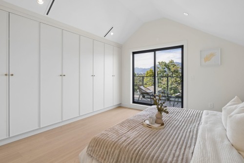 2-2815 Trinity Street, Vancouver, BC - Indoor Photo Showing Bedroom
