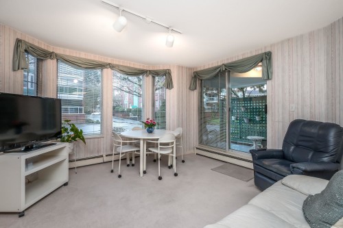 108-1675 Augusta Avenue, Burnaby, BC - Indoor