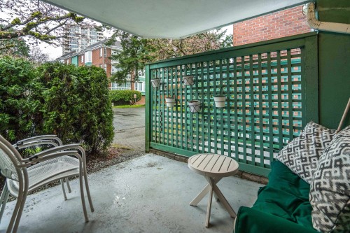 108-1675 Augusta Avenue, Burnaby, BC - Outdoor