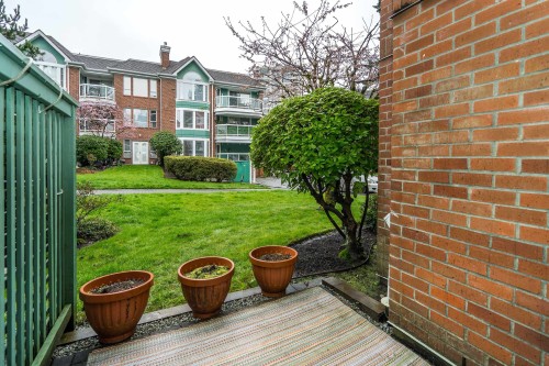 108-1675 Augusta Avenue, Burnaby, BC - Outdoor