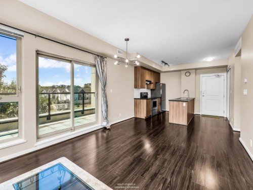 392-4133 Stolberg Street, Richmond, BC - Indoor