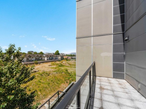 392-4133 Stolberg Street, Richmond, BC - Outdoor With Exterior