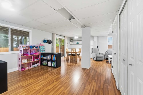 1760 Pekrul Place, Port Coquitlam, BC - Indoor Photo Showing Other Room