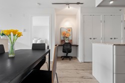 306-683 Victoria Park WNorth Vancouver, BC V7M 0A2