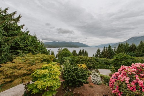 6950 Porpoise Drive, Sechelt, BC - Outdoor With View