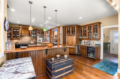 13543 Sakinaw Drive, Garden Bay, BC - Indoor Photo Showing Kitchen