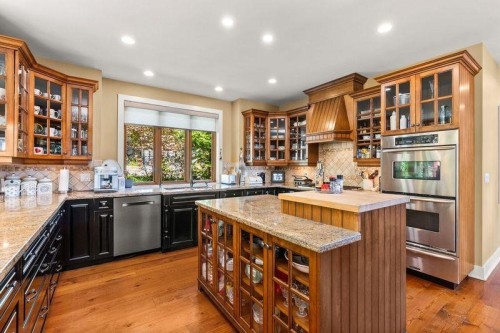 13543 Sakinaw Drive, Garden Bay, BC - Indoor Photo Showing Kitchen