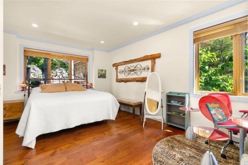 13543 Sakinaw Drive, Garden Bay, BC - Indoor Photo Showing Bedroom