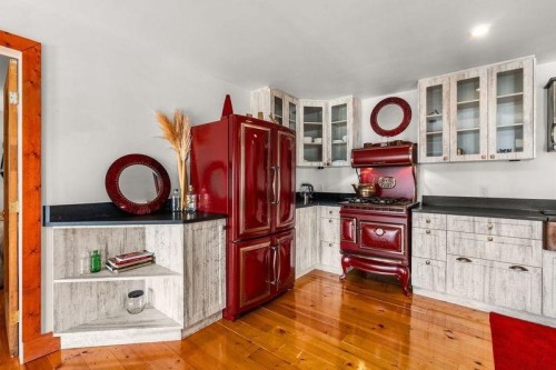 13543 Sakinaw Drive, Garden Bay, BC - Indoor Photo Showing Other Room