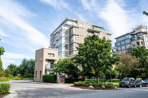 501-9298 University Crescent, Burnaby, BC 