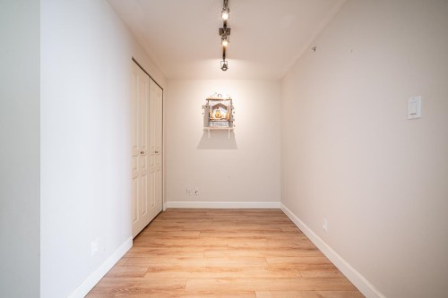 501-9298 University Crescent, Burnaby, BC 