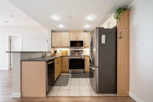 501-9298 University Crescent, Burnaby, BC 